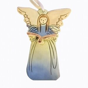 SYDELL Riverplace Pottery Pastel 3D Angel Wall Hanging Signed 1997 9.5in